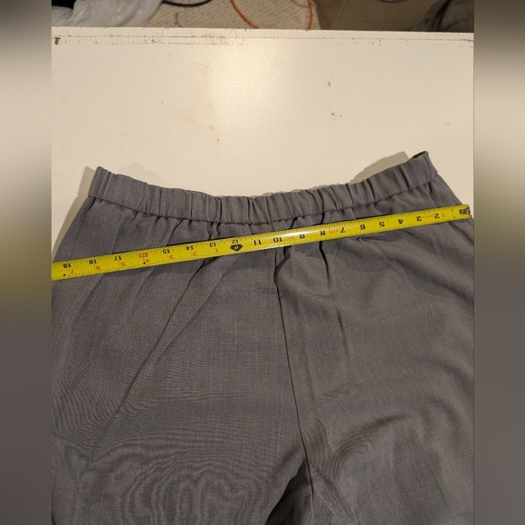 Grey casual pants - Picture 2 of 4